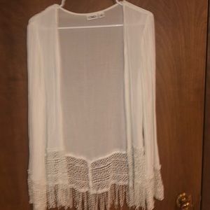 White kimono with lace trim